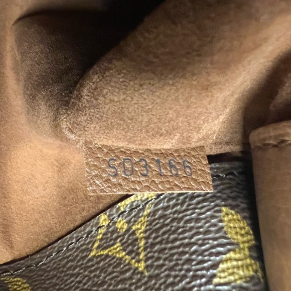 💥SOLD💥LV Pallas MM - Picture 15 of 16